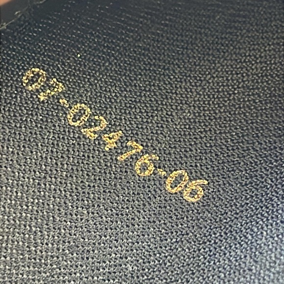 FENDI Pequin Agenda/Passport Holder - Picture 12 of 15